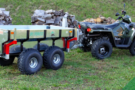 Ausrüstung für den Holztransport